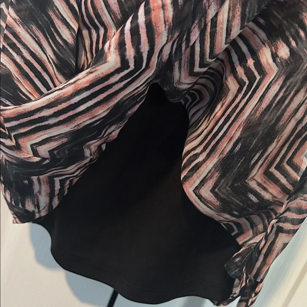 Lily Rose Long Sleeve Chevron Dress - Black and Pink small